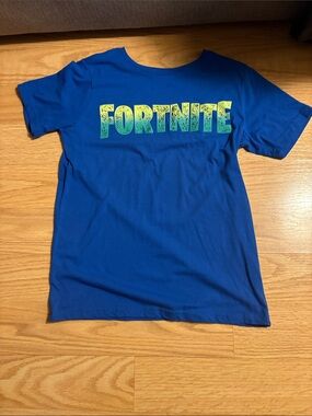 Fortnite Boys' Blue Graphic Tee size 10/12